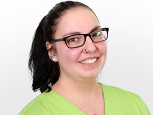 Janine Zimmermann Zahnmedizinische Fachangestellte, Chirurgische Assistentin